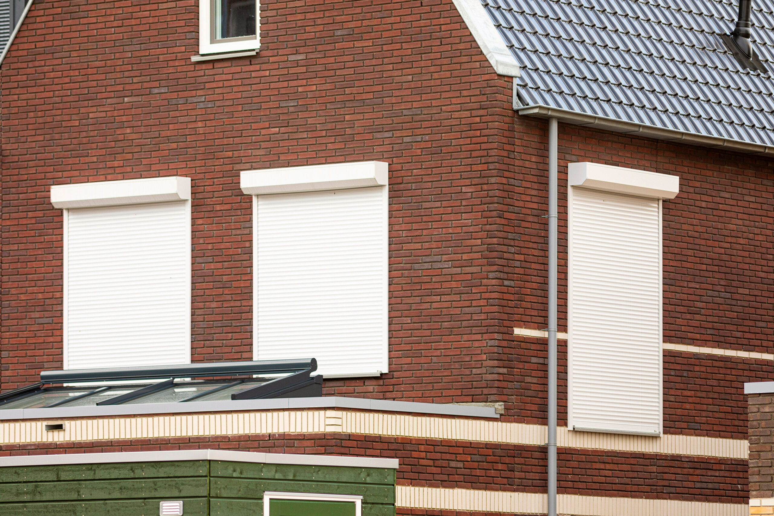 VR-R40 rolluiken gemonteerd door Prime Zonwering